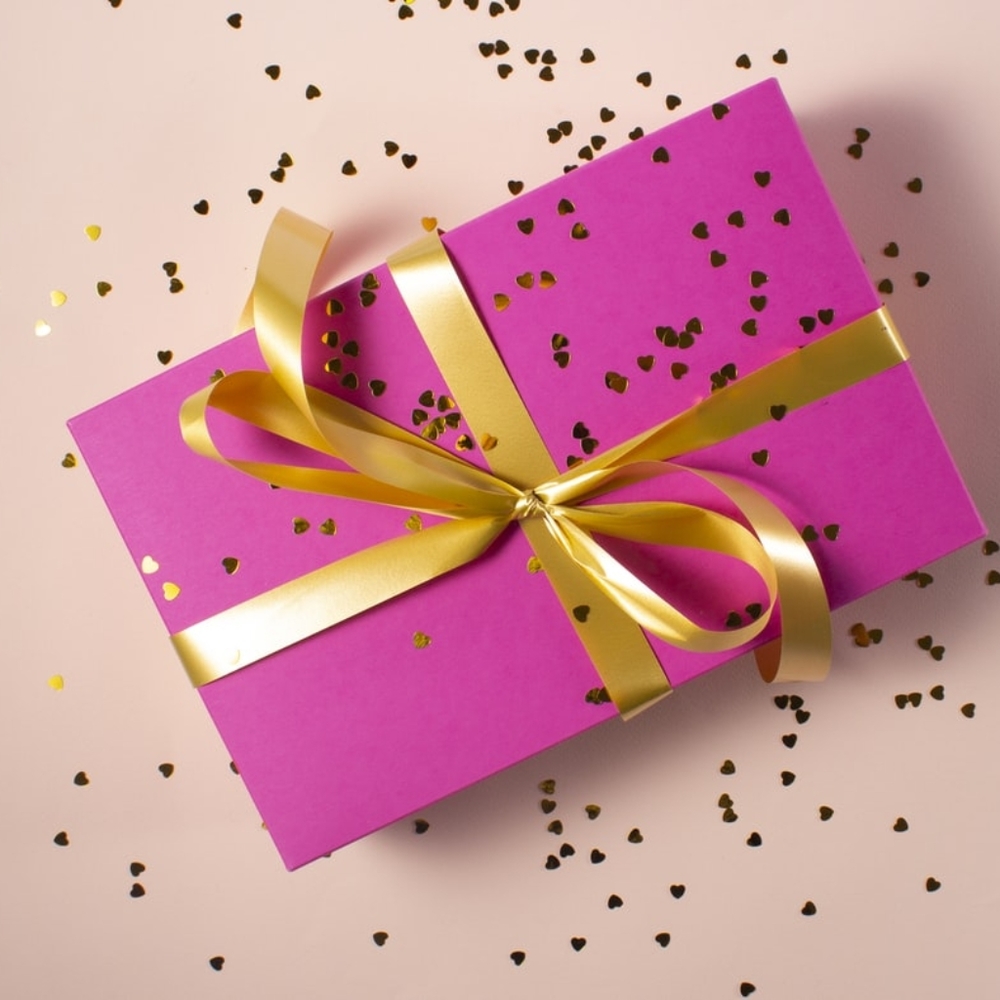 🎁 GWP - Surprise Gift for Her